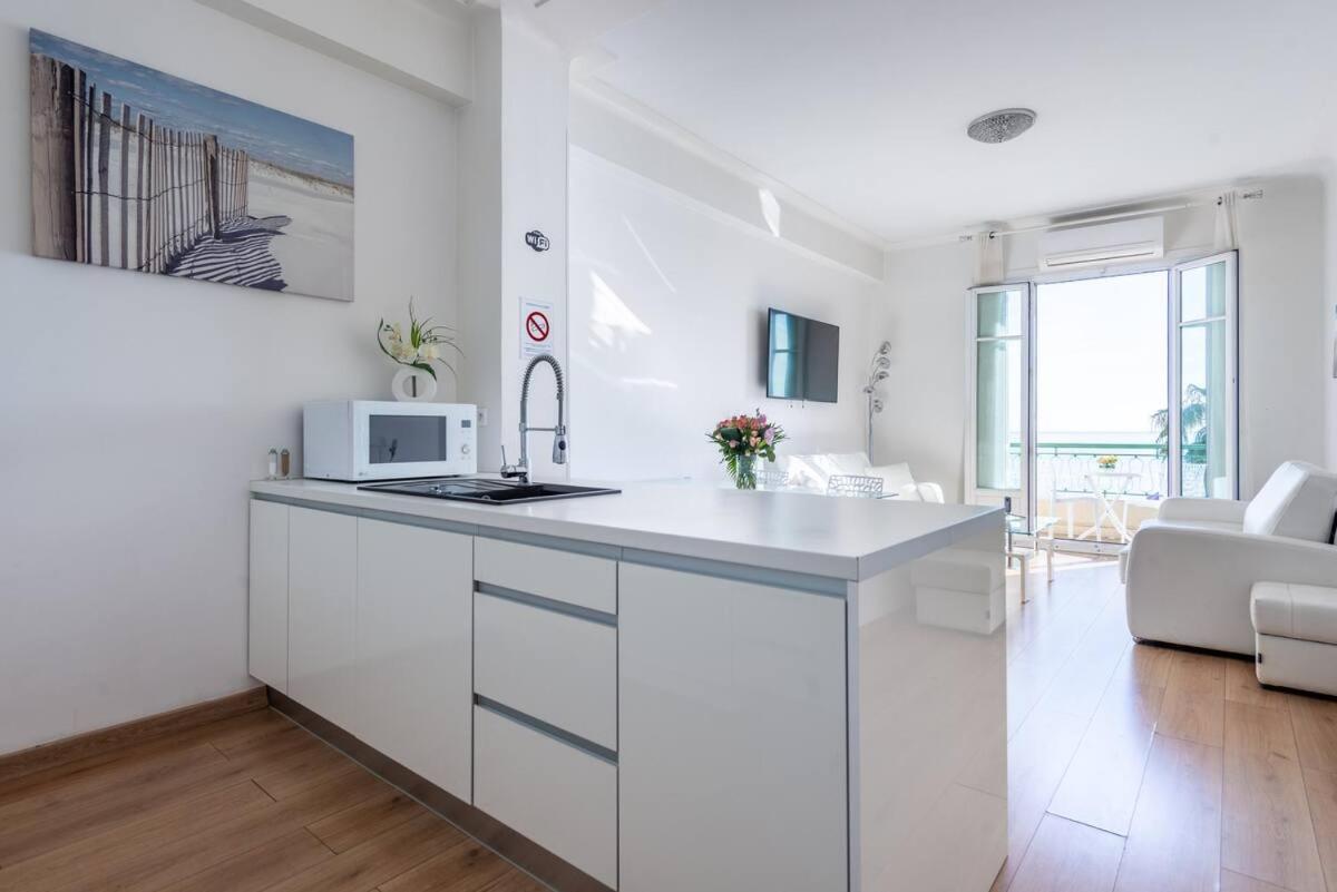 Modern Sea View Apartment On Promenade Des Anglais * Nizza